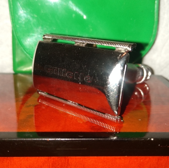 📦vintage box:1950's VINTAGE mini travel GILLETTE - Picture 15 of 16